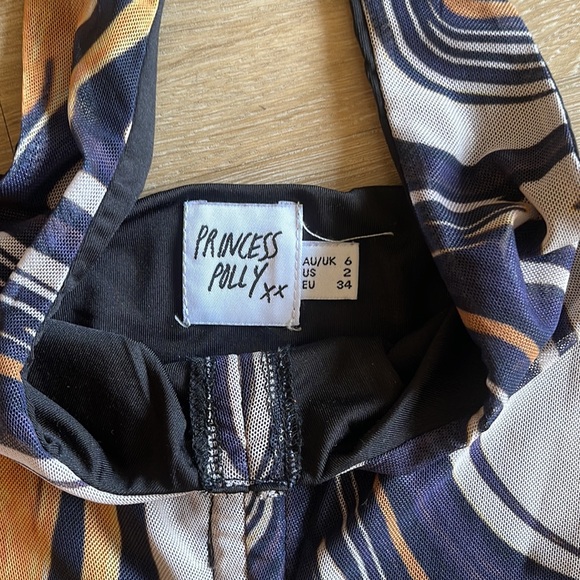 PRINCESS POLLY HALTER TOP size xs - Picture 2 of 3